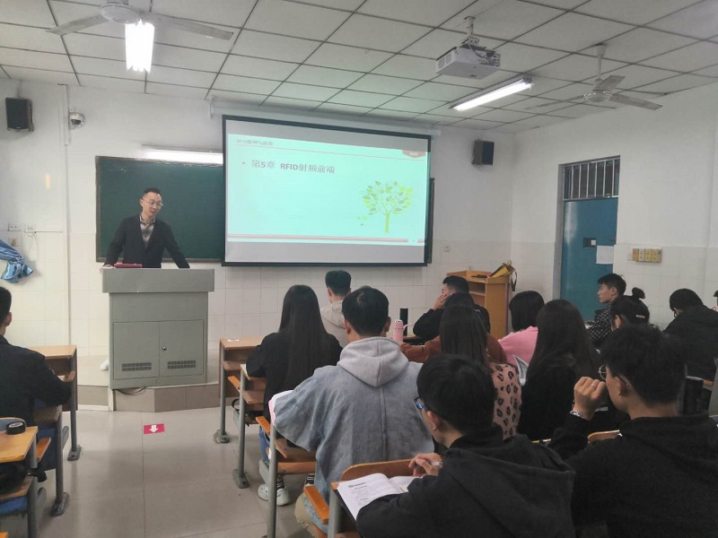 说明: 11.jpg 说明: 11.jpg